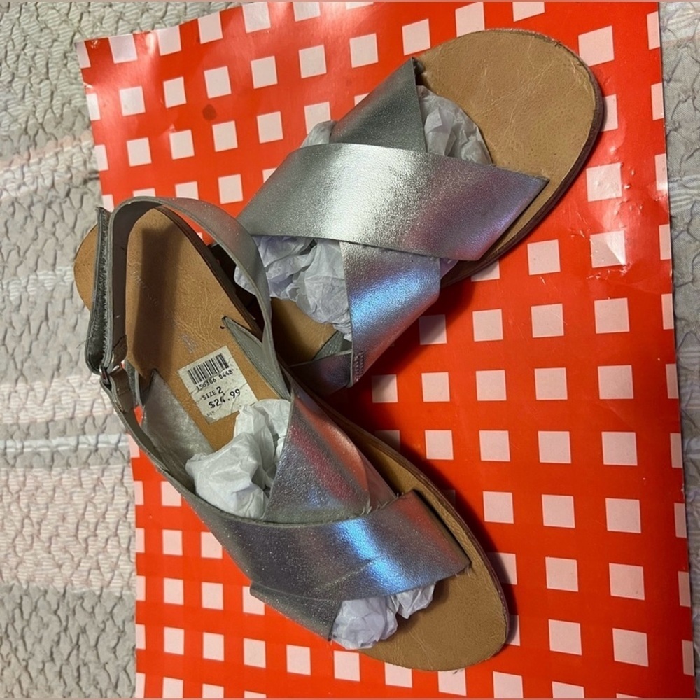 American Eagle Outfitters Metallic Sandals Size 2
